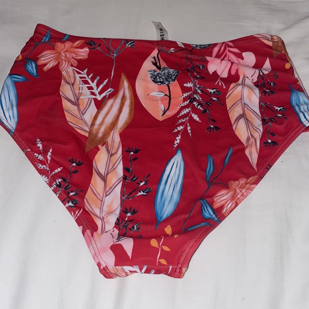 Pattern bikini bottoms! - Picture 2 of 3